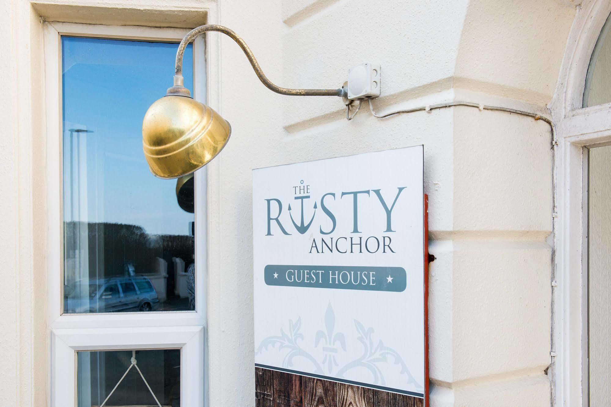 The Rusty Anchor Guesthouse พลีมัธ ภายนอก รูปภาพ